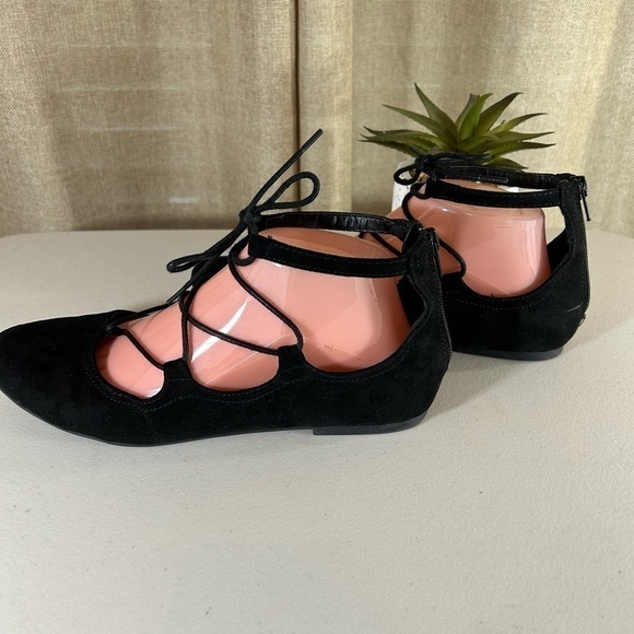 Maurice’s black suede lace up flats size 8 - Picture 1 of 7